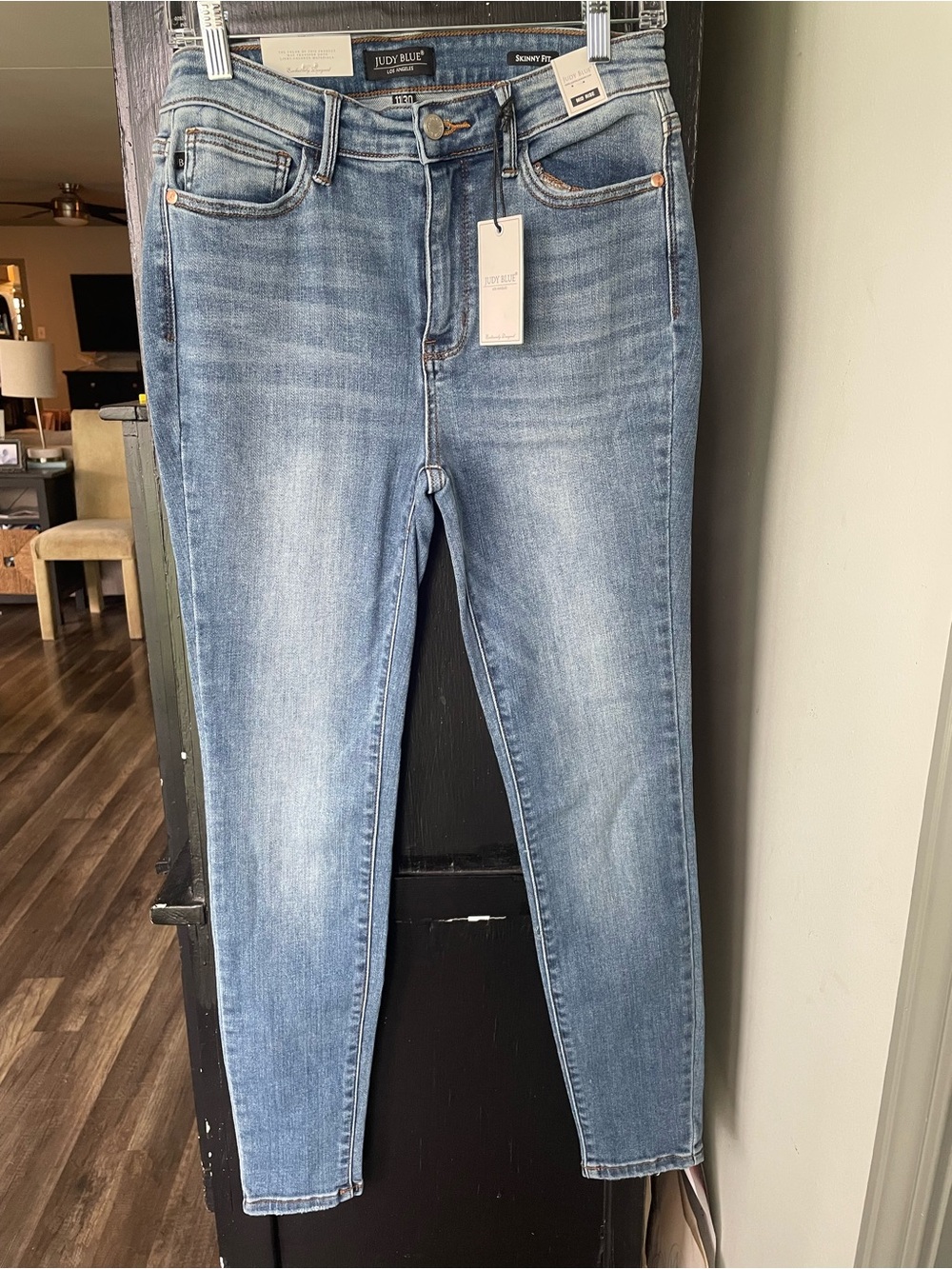 Judy Blue Faded Light Blue Skinny Jeans Mid Rise Denim NWT Size 11/30